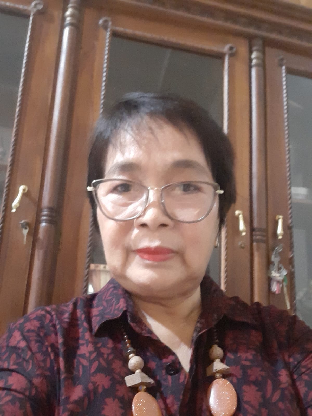 Dr. Ir. Agnes Estephina Loho, MP Dr. Ir. Agnes Estephina Loho, MP